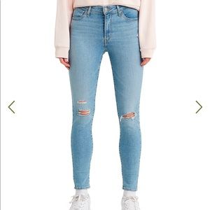 Levi’s 721 High-Rise Skinny Jeans